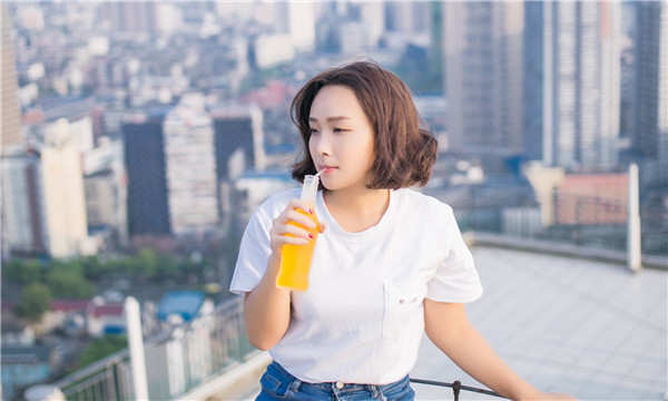 新干关于试管代生助孕多少钱的详尽分析与指导